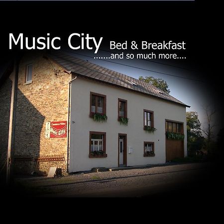 B&B Music City Wibrin Εξωτερικό φωτογραφία