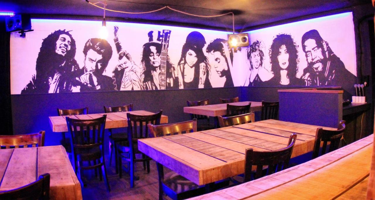 B&B Music City Wibrin Εξωτερικό φωτογραφία