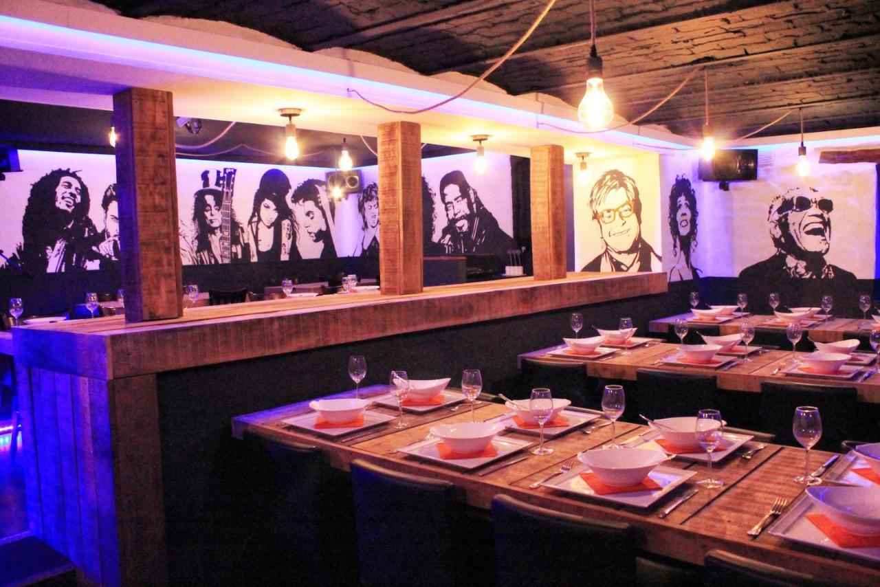 B&B Music City Wibrin Εξωτερικό φωτογραφία