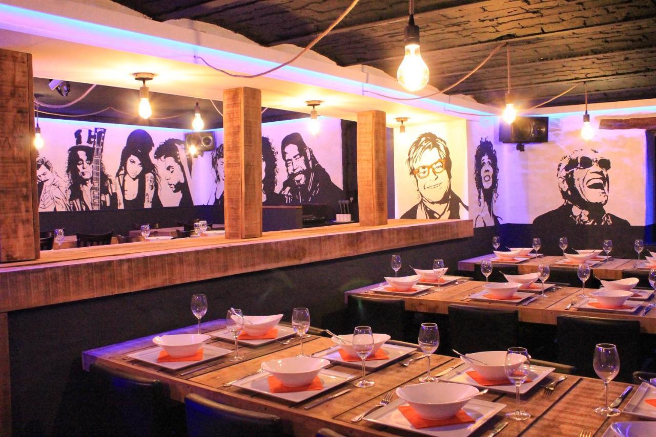 B&B Music City Wibrin Εξωτερικό φωτογραφία