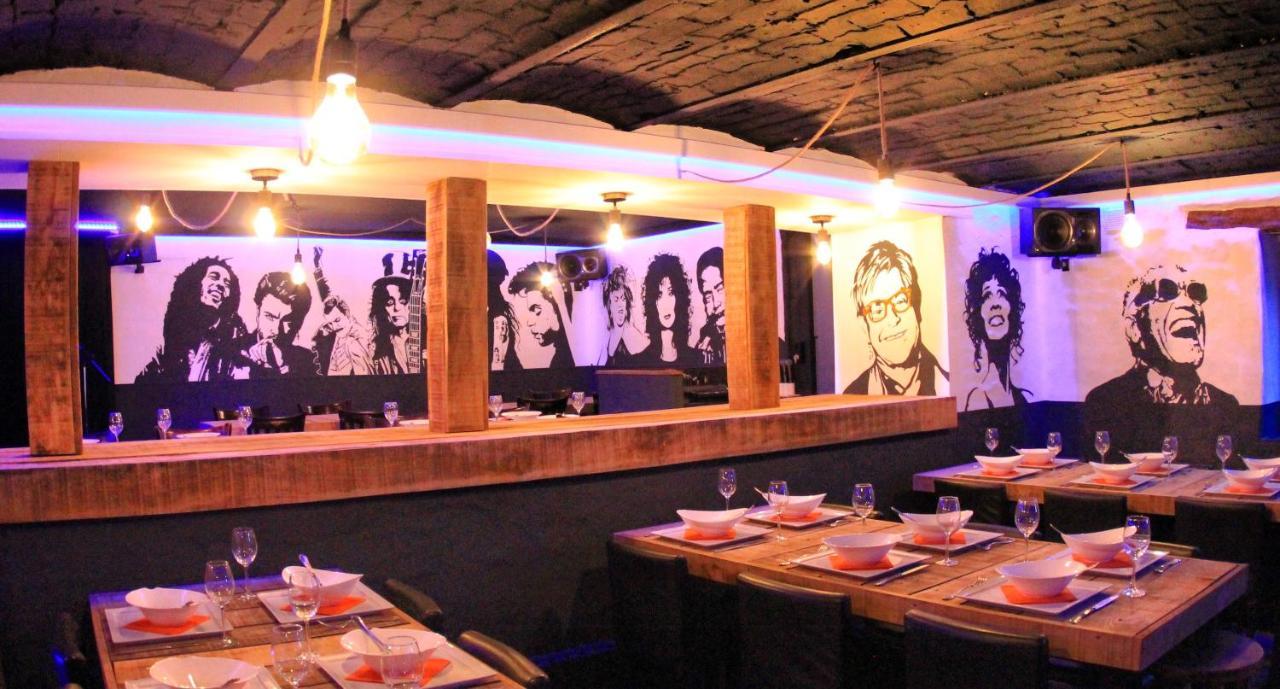B&B Music City Wibrin Εξωτερικό φωτογραφία